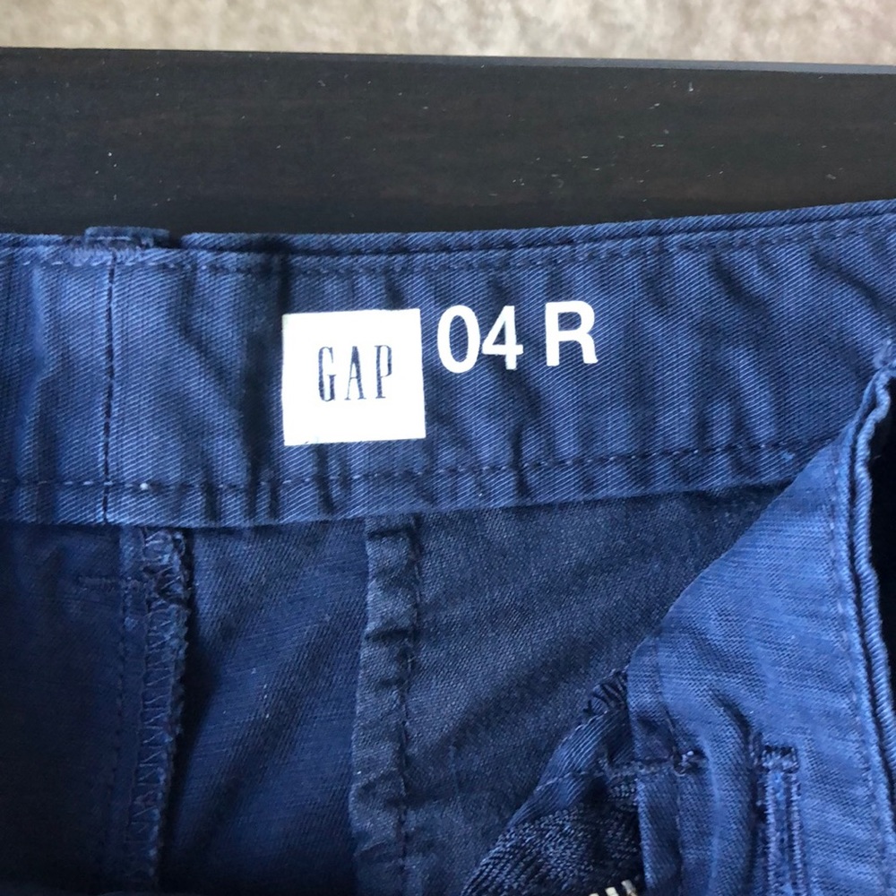 Gap Shorts - Picture 2 of 2
